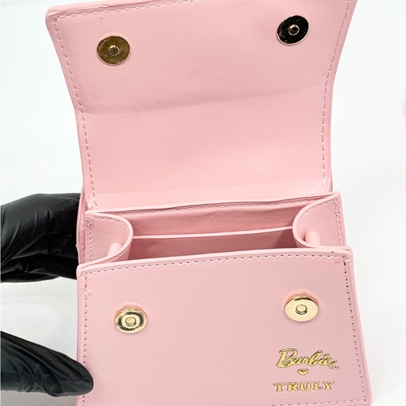 Limited Edition Barbie Heart Shaped Handbag - Picture 5 of 7